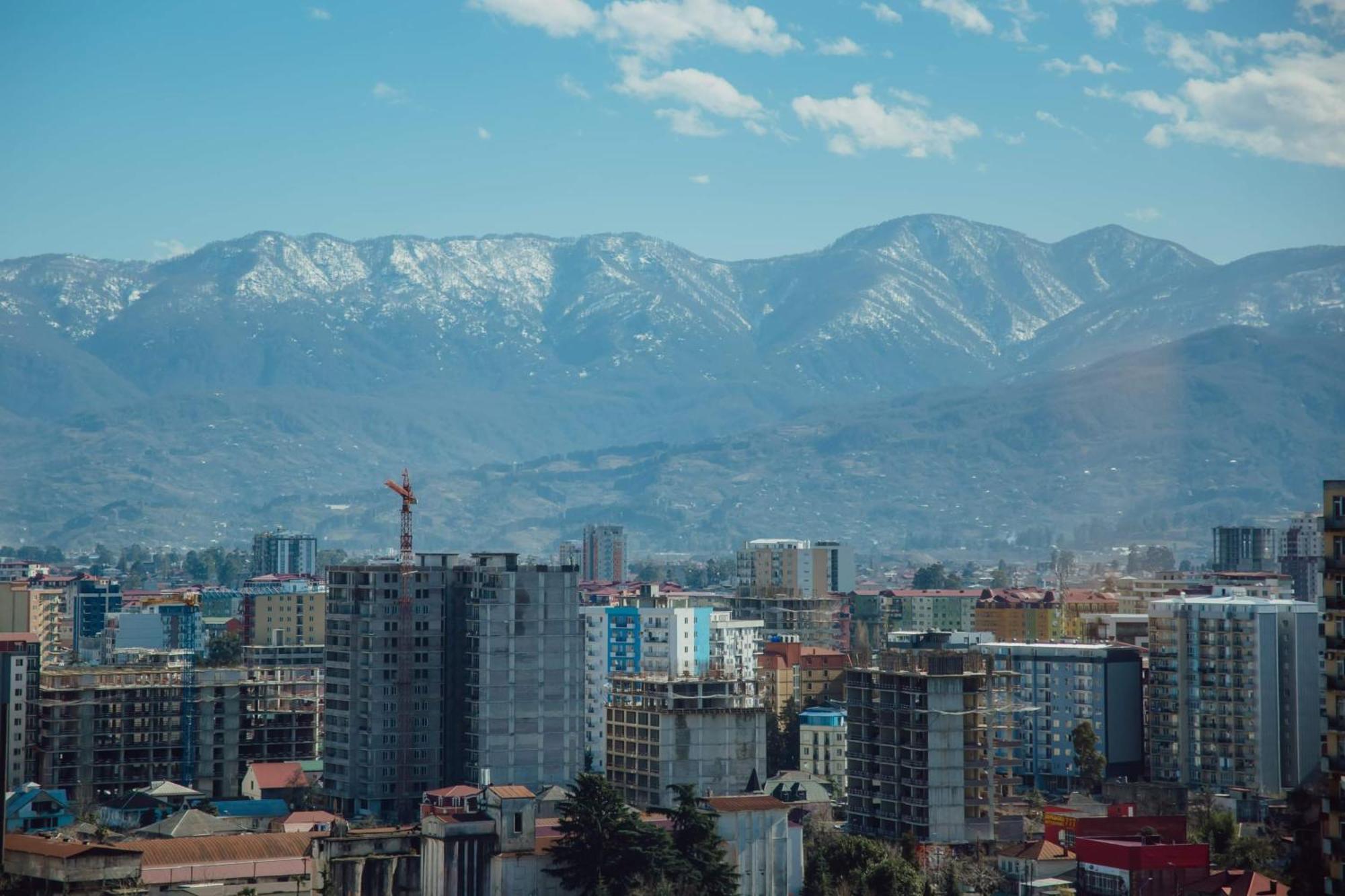 Orbi City Black Sea View Aparthotel Batumi Bagian luar foto