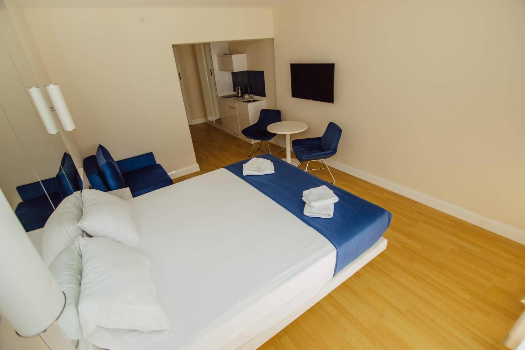 Orbi City Black Sea View Aparthotel Batumi Bagian luar foto